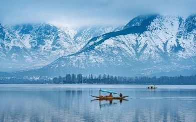 Snowfall in Kashmir: Best Time & Places to Experience Snow 